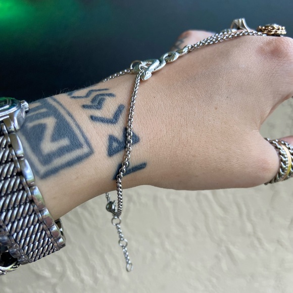 π΄ SALE ! red dot items are 2 for $25 . Bundle more than 3 and its $10 each π - Picture 13 of 15